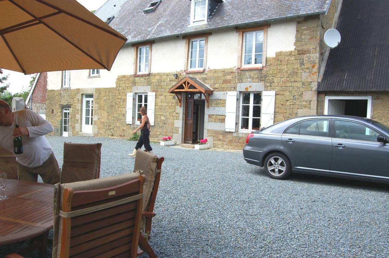 La Maison du Chene Percy  Extérieur photo